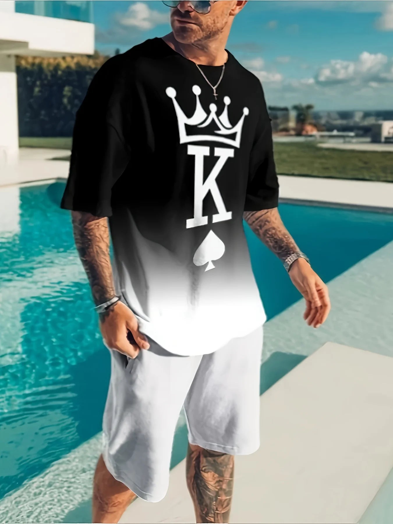 Men's Trendy Round Neck Short Sleeved Two Piece Suit with 3D Digital Printing Casual Summer Outfit
