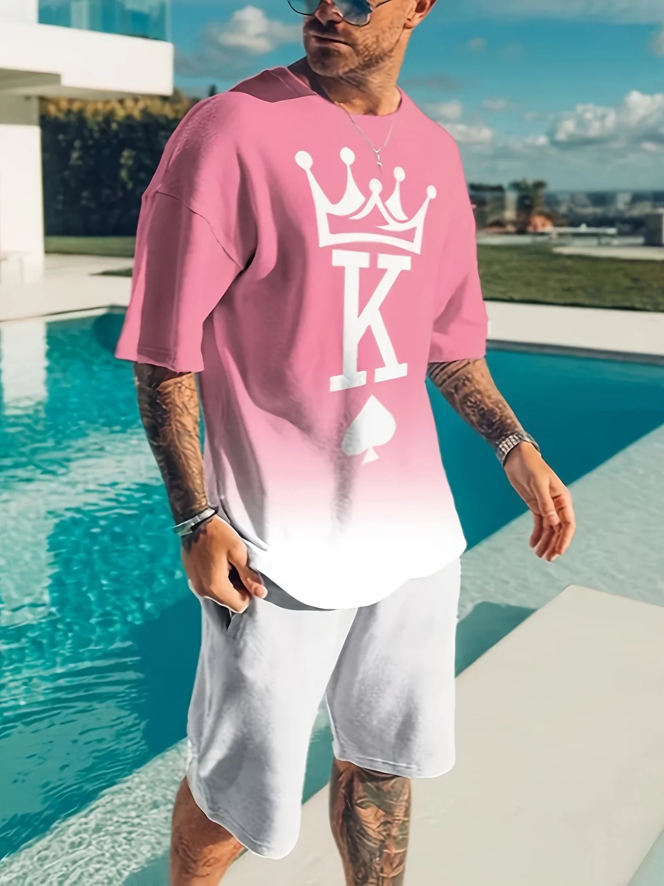 Men's Trendy Round Neck Short Sleeved Two Piece Suit with 3D Digital Printing Casual Summer Outfit