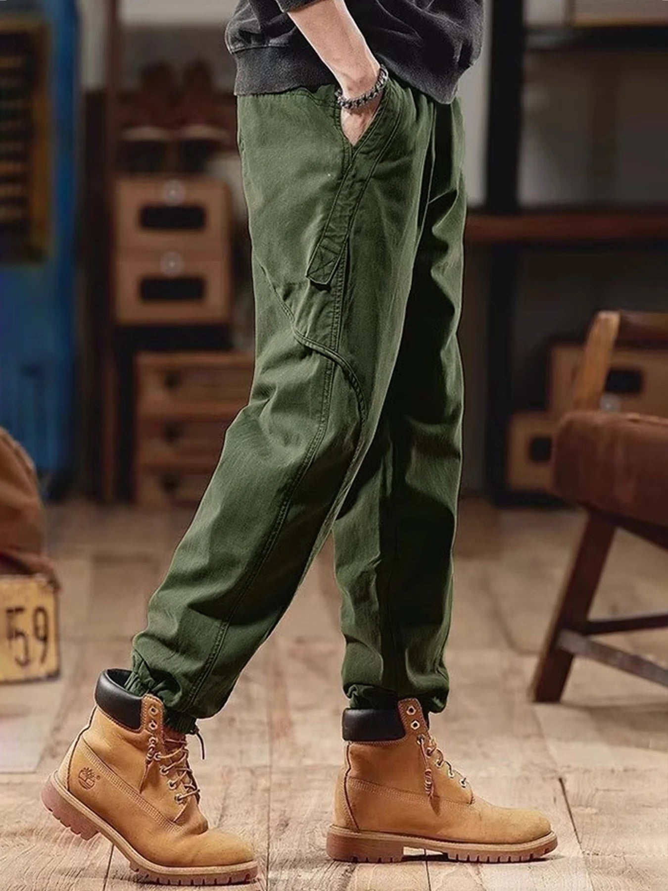 Men's High Quality Lightweight Tactical Work Pants Tear Resistant All Season Hiking Pants with Multiple Pockets